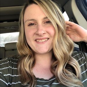 Meet your Posher, Katlyn